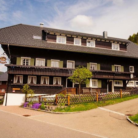 Gaestehaus Erika Apartment Menzenschwand-Hinterdorf Exterior foto